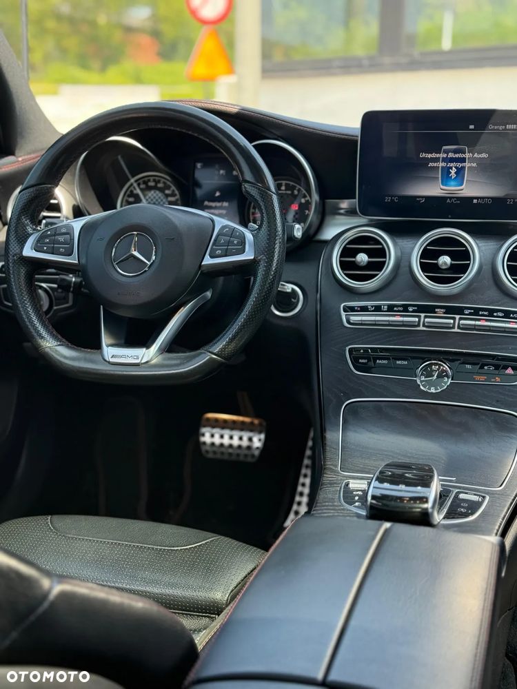 Mercedes-Benz Klasa C AMG 43 4-Matic - 19