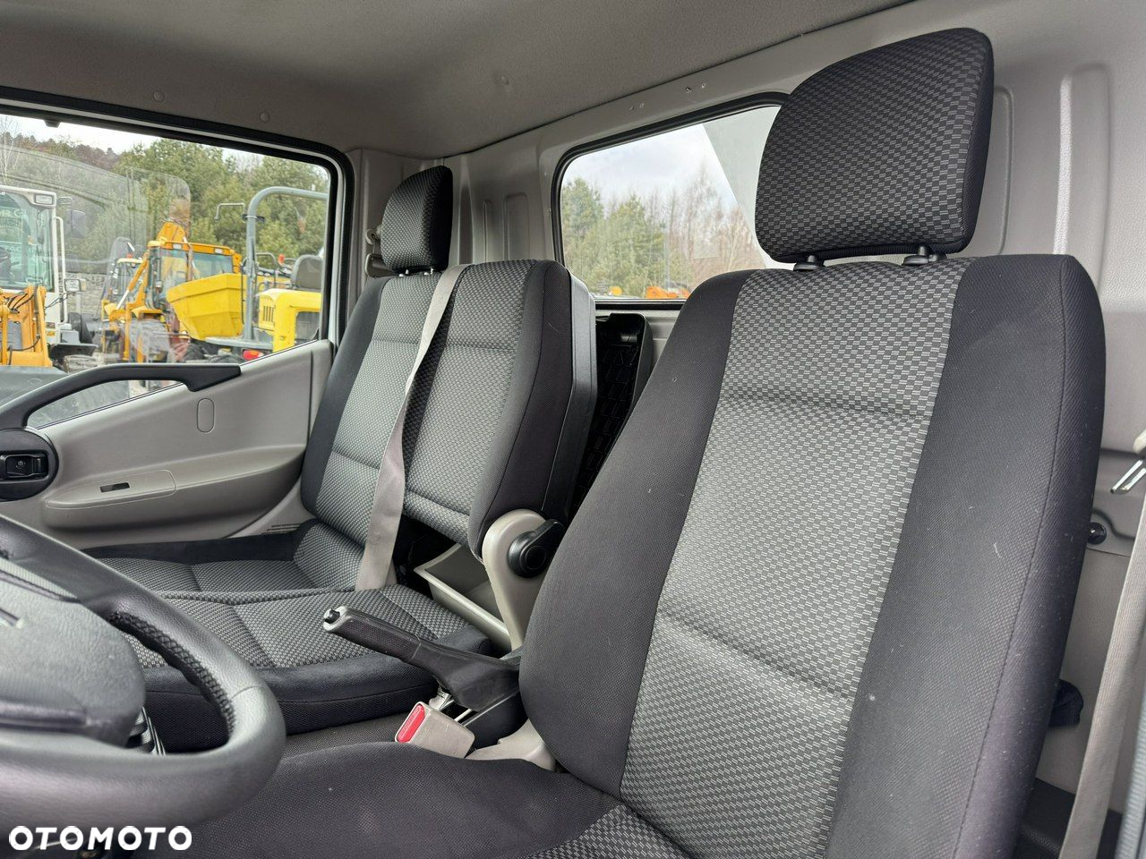 Renault Maxity - 29