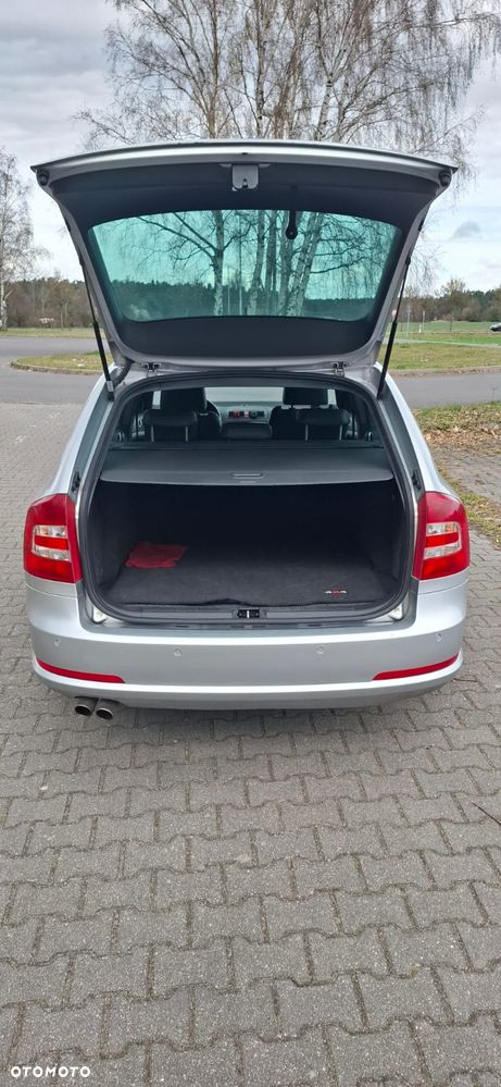 Skoda Octavia 2.0 TDI RS - 12