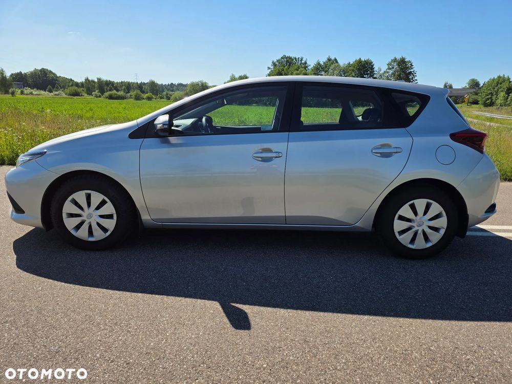 Toyota Auris 1.33 VVT-i Active - 13