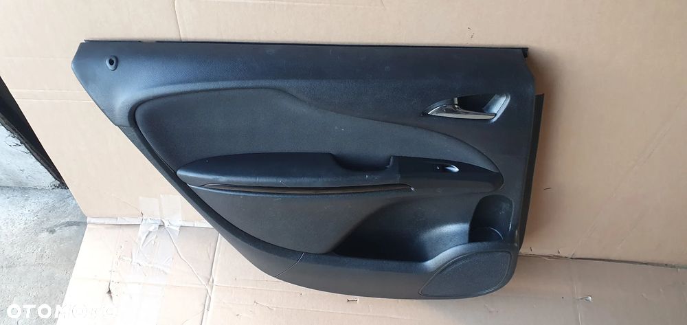 Boczek tapicerka lewy tył tylna lewa Opel Zafira C - 2