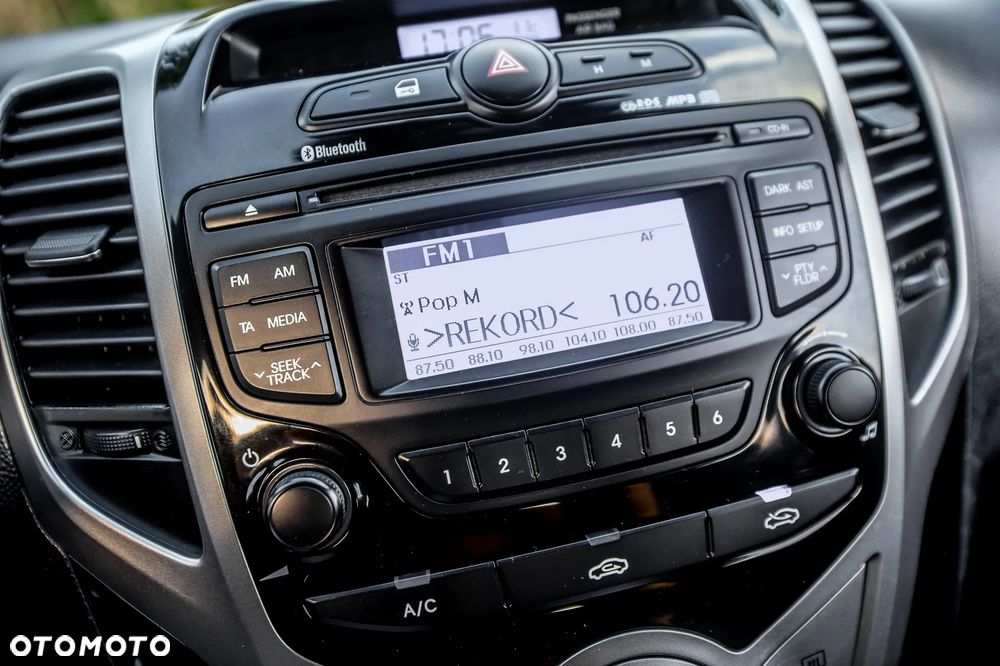 Hyundai ix20 1.6 BlueDrive Comfort - 22