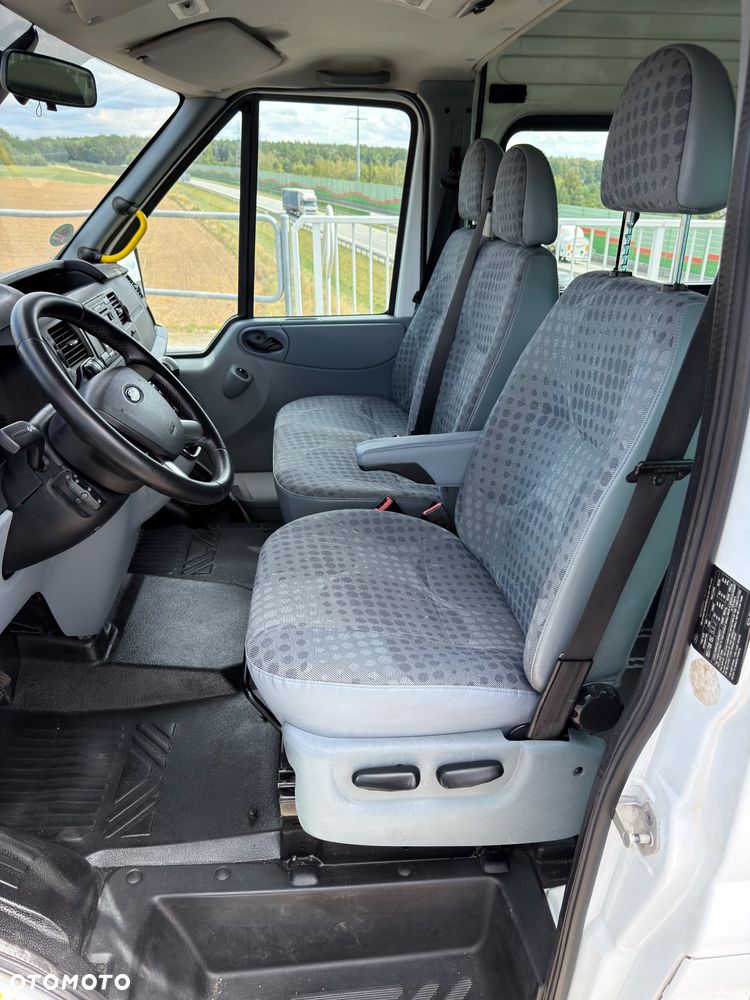 Ford Transit - 9
