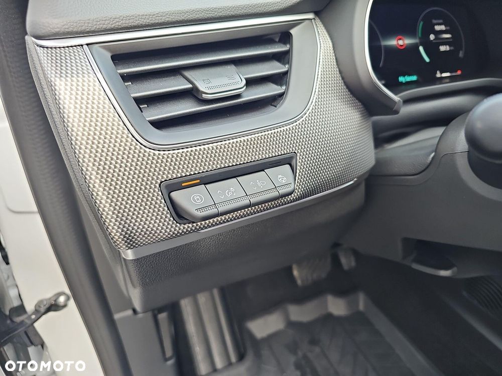 Renault Arkana TCe Mild Hybrid 140 EDC Techno - 32