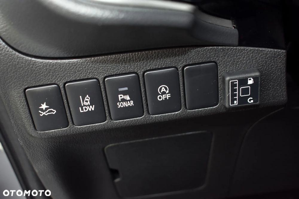 Mitsubishi Outlander 2.0 4WD CVT Diamant Edition+ - 25