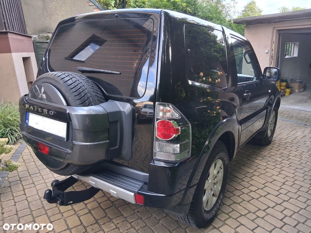 Mitsubishi Pajero 3.2 DID Instyle EU6 - 6