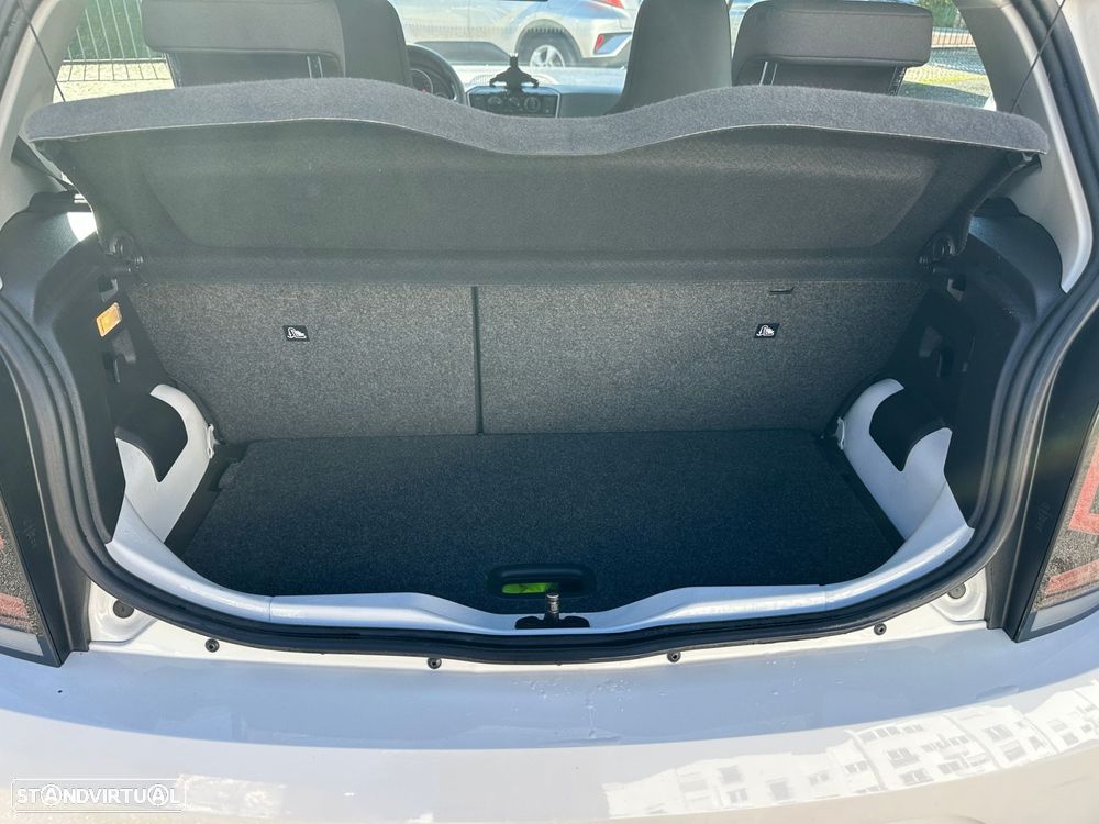 VW Up! 1.0 Move - 10