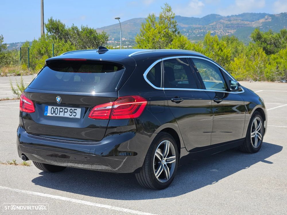 BMW 218 Active Tourer d Line Luxury - 9