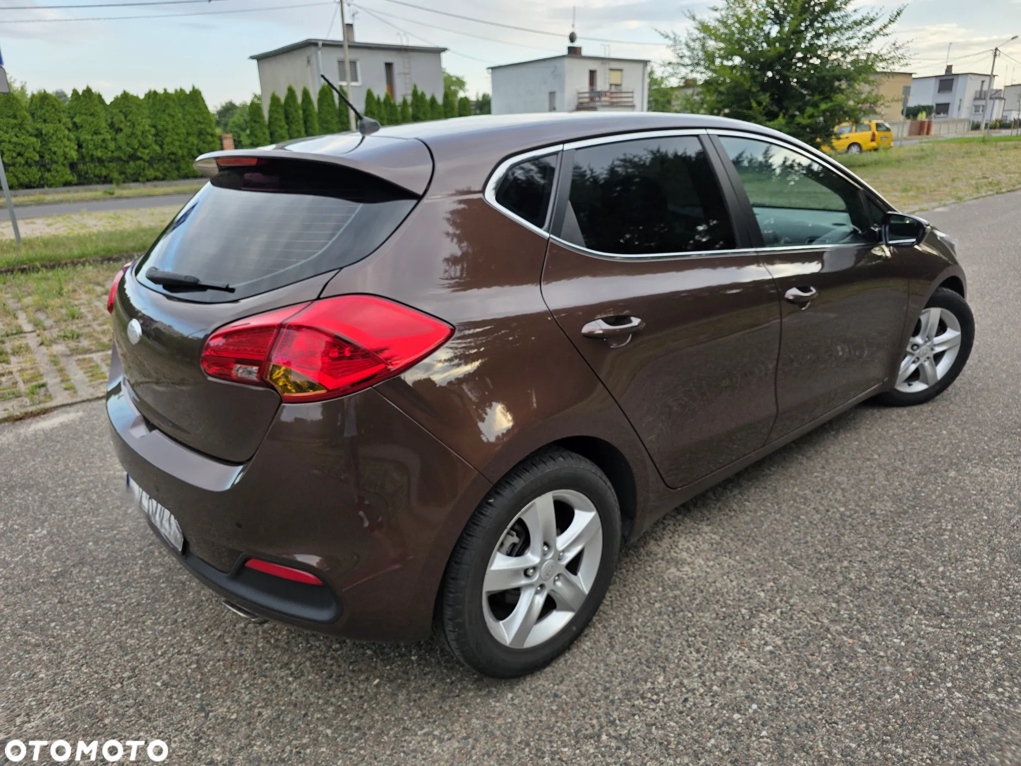 Kia Ceed 1.6 GDI DCT Platinum Edition - 2