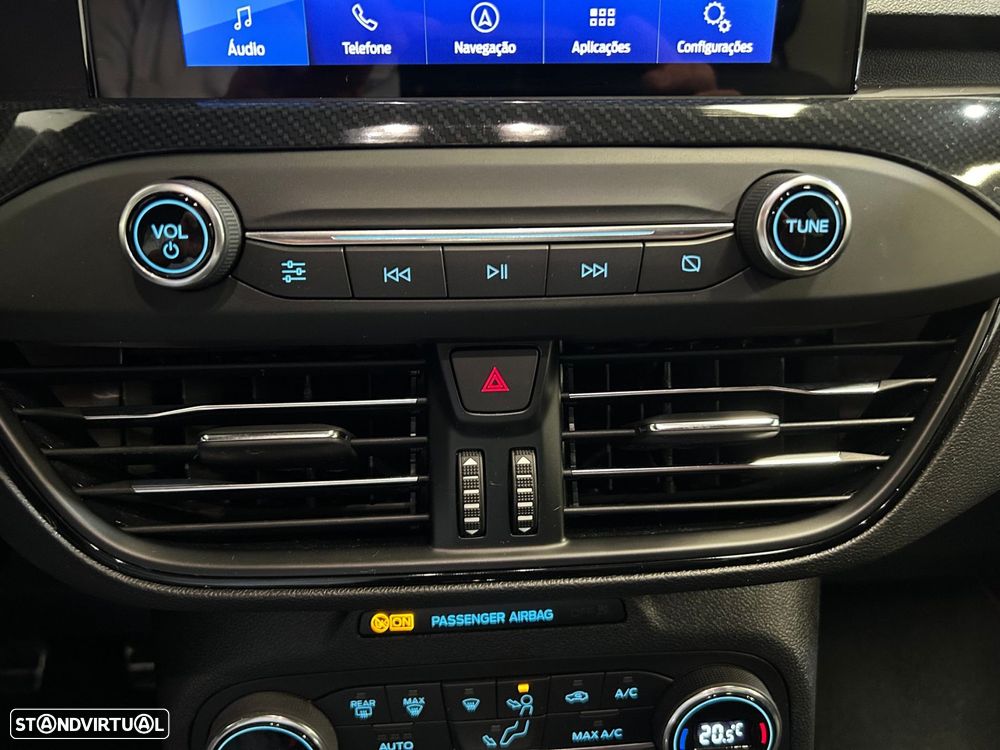 Ford Focus SW 1.0 EcoBoost MHEV ST-Line X - 31