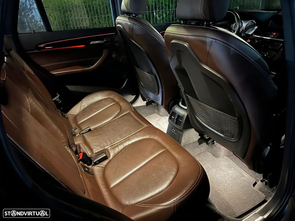 BMW X1 16 d sDrive Auto Line Sport - 19