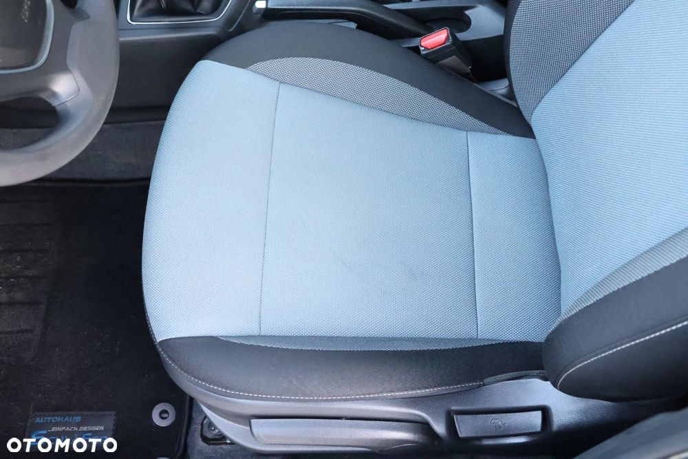 Hyundai i20 1.2 Pure - 17