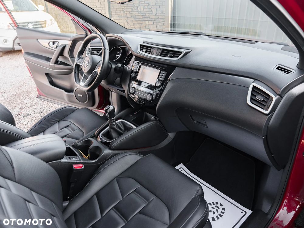 Nissan Qashqai 1.2 DIG-T TEKNA+ - 18