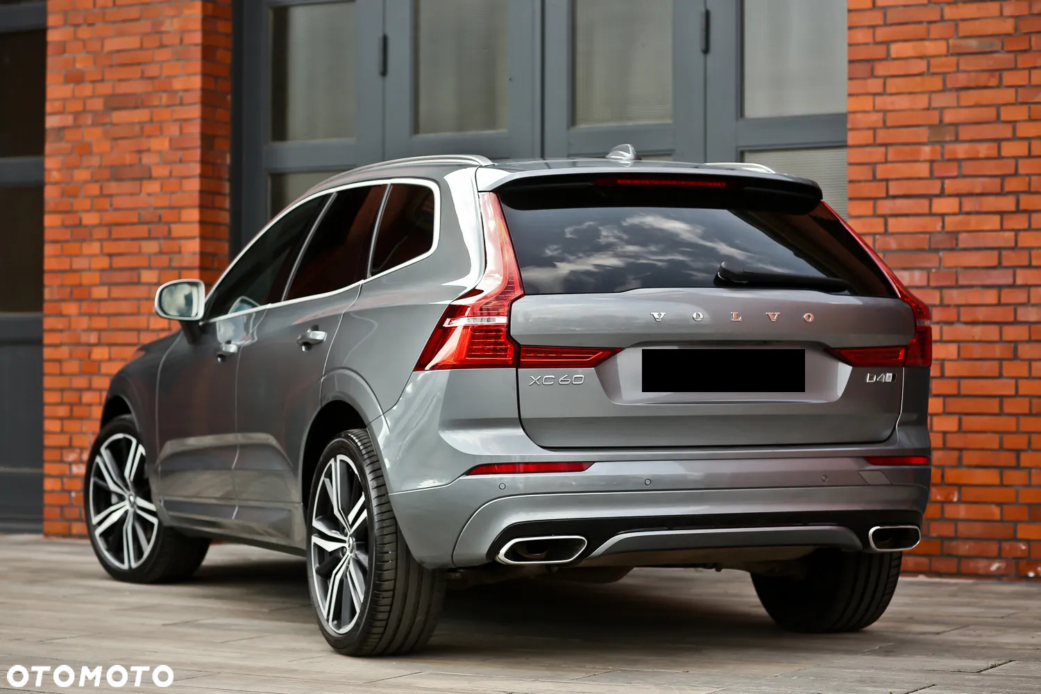 Volvo XC 60 D4 AWD Geartronic RDesign - 13