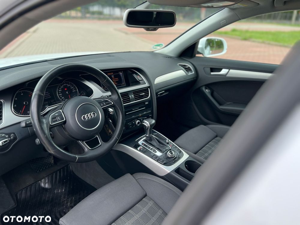 Audi A4 Avant 2.0 TDI DPF multitronic Attraction - 8