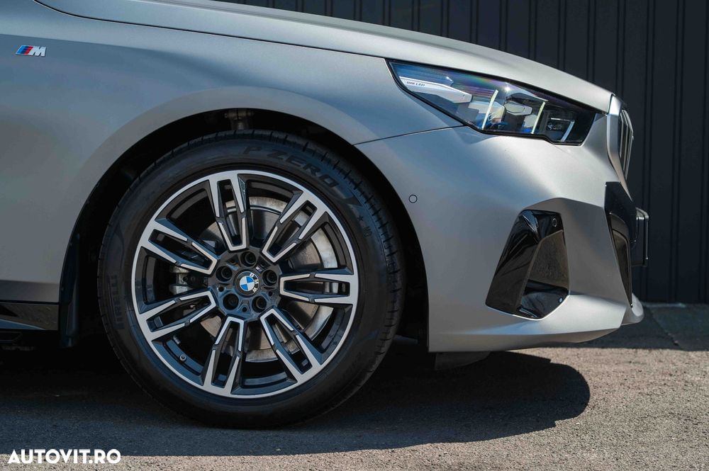 BMW Seria 5 520i AT MHEV - 15