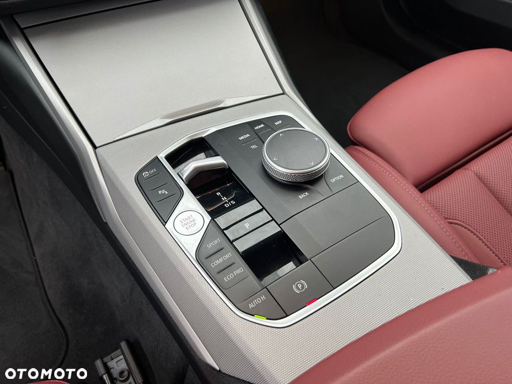 BMW Seria 3 318d MHEV Sport Line - 15