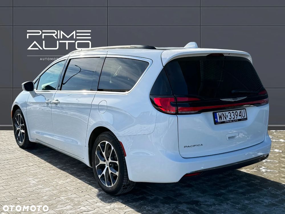 Chrysler Pacifica - 11