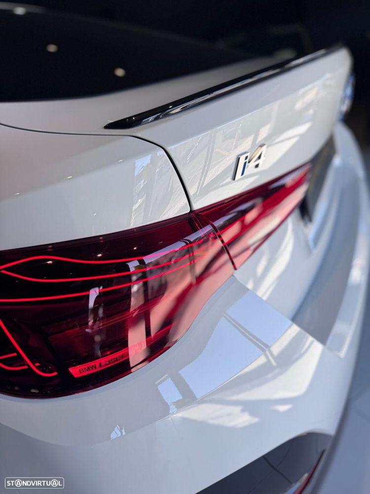 BMW i4 eDrive40 Pack Desportivo M Pro - 22