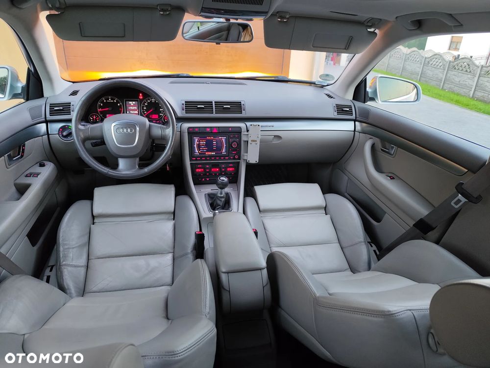 Audi A4 - 14