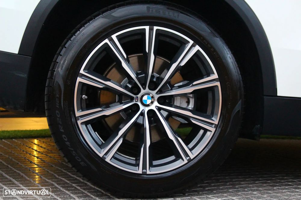 BMW X5 45 e xDrive Pack M - 10