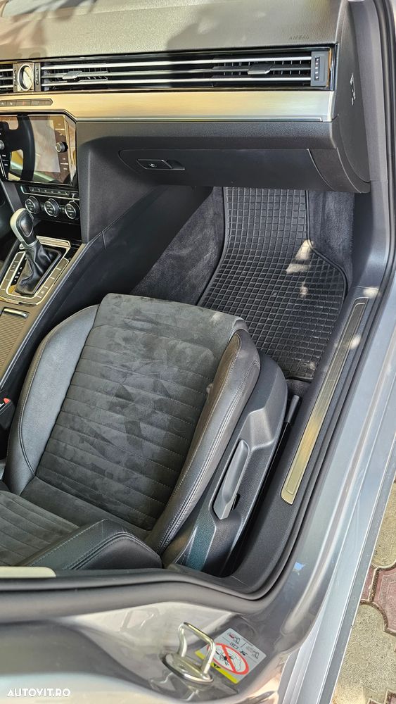 Volkswagen Passat 2.0 TDI DSG Comfortline - 12