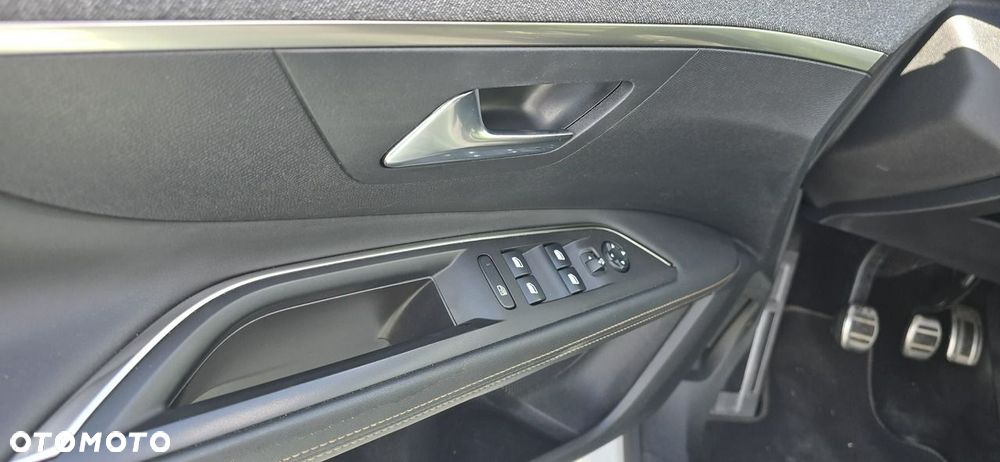 Peugeot 3008 - 9