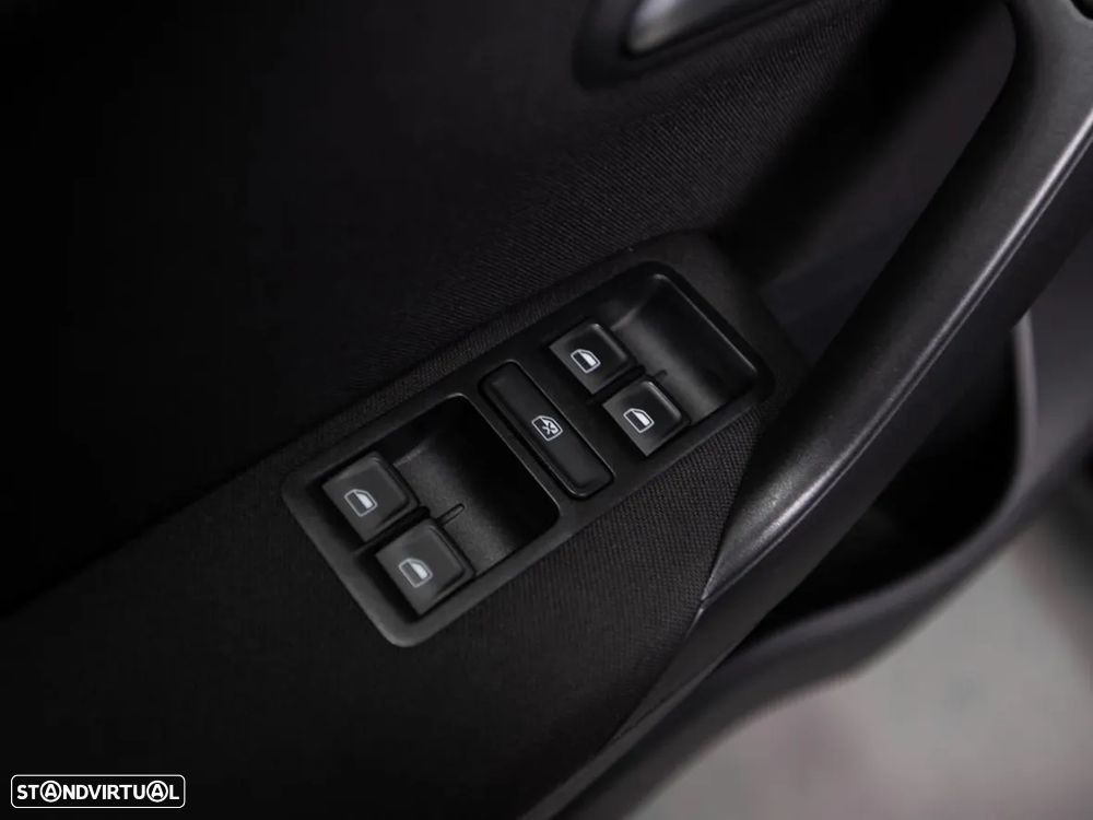 VW Polo 1.4 TDI (Blue Motion ) Highline - 13