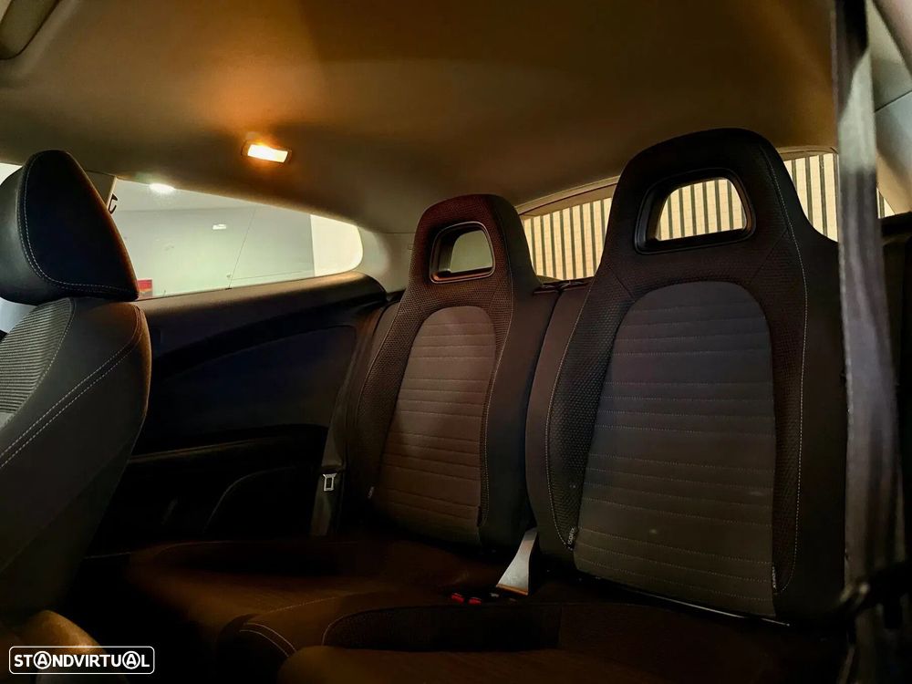 VW Scirocco 2.0 TDI R-Line - 16