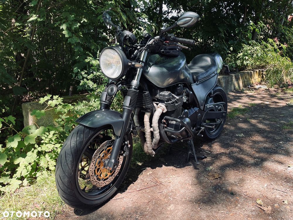 Kawasaki ZR - 4