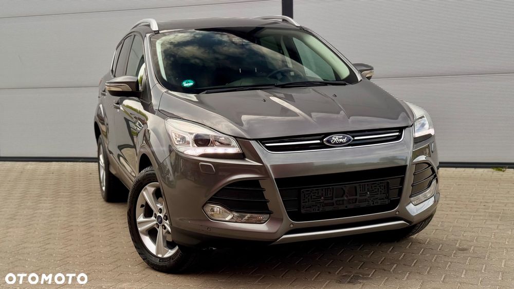 Ford Kuga 1.6 EcoBoost 2x4 Titanium - 1