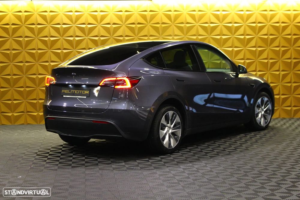 Tesla Model Y Long Range Tração Integral - 10