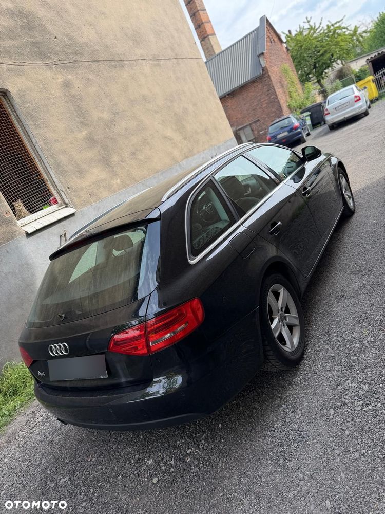 Audi A4 Avant 2.0 TDI DPF Ambition - 4