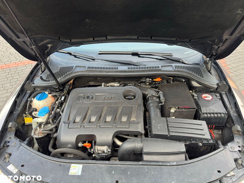 Skoda Superb 2.0 TDI Ambition DSG - 19