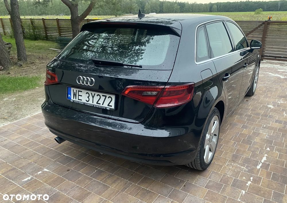 Audi A3 Sportback 1.2 TFSI Ambiente - 8