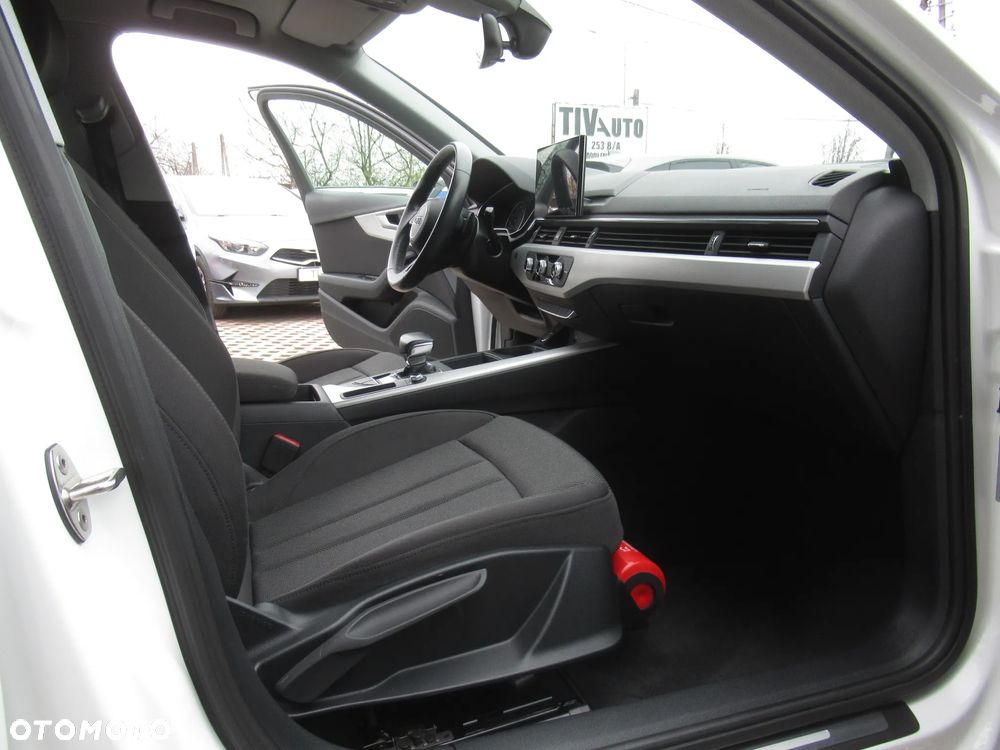 Audi A4 Limousine 35 TFSI S tronic - 9