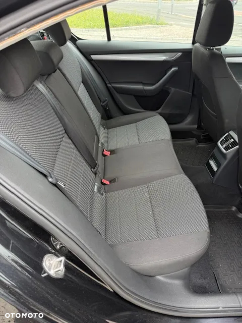 Skoda Octavia 1.8 TSI Edition - 8