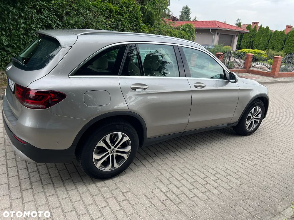 Mercedes-Benz GLC 200 4Matic 9G-TRONIC Exclusive - 5