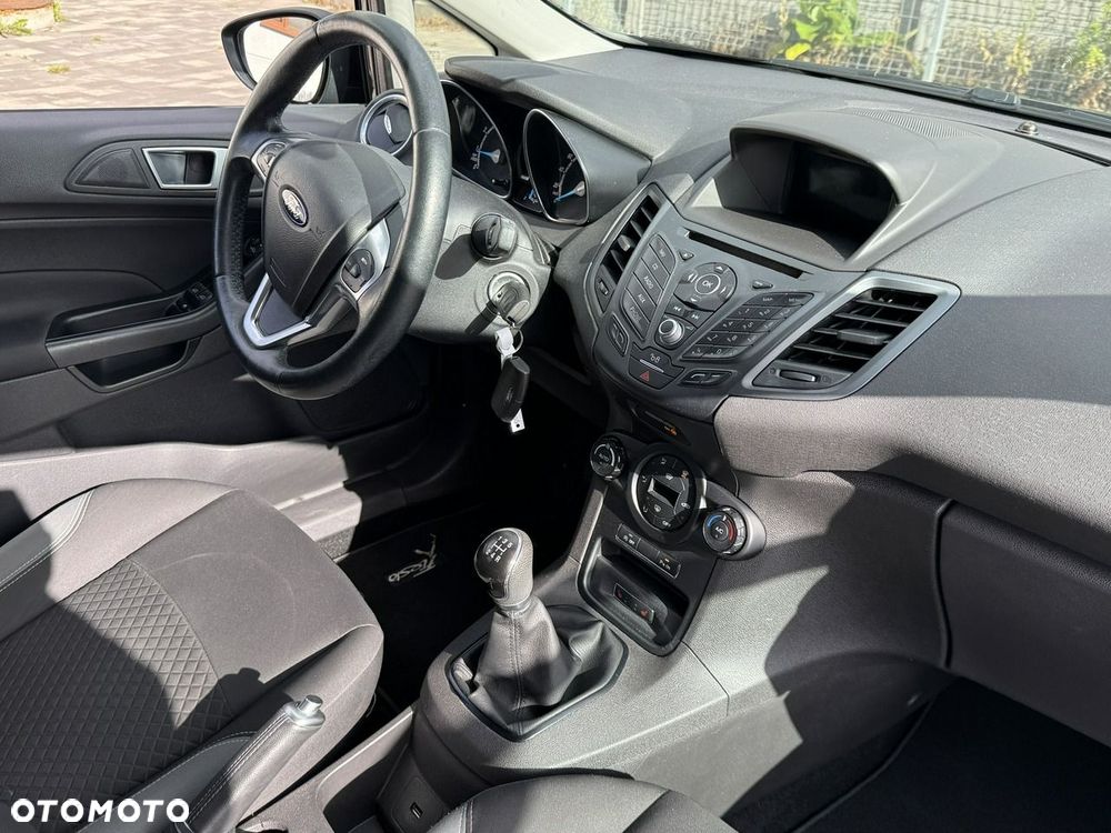 Ford Fiesta - 9