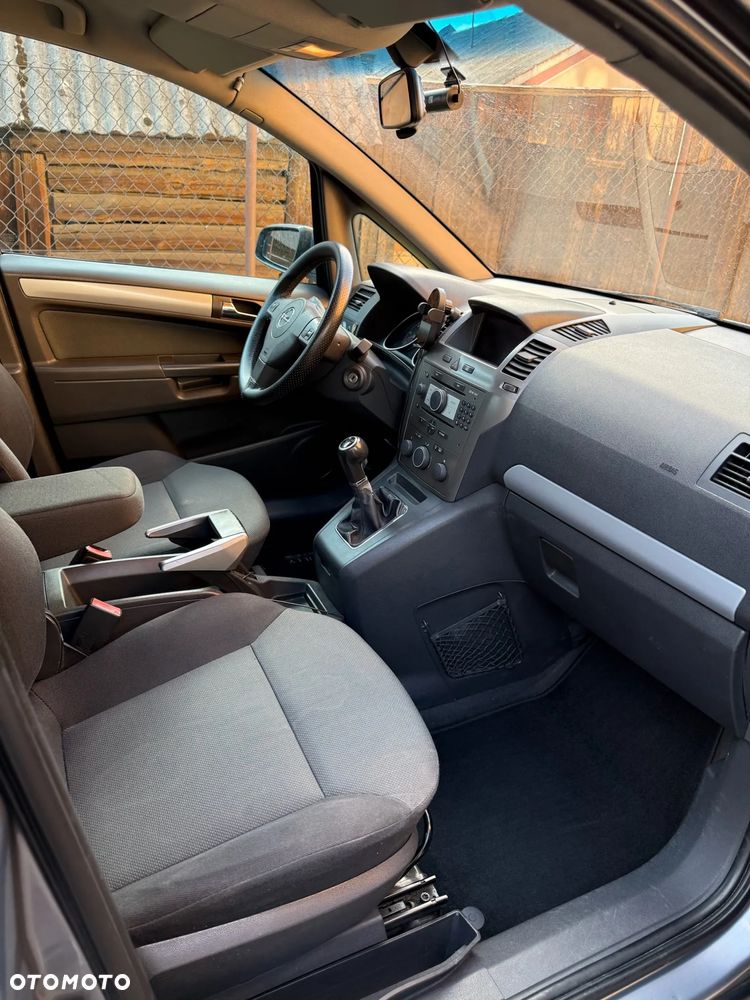 Opel Zafira 1.9 CDTI Edition - 15