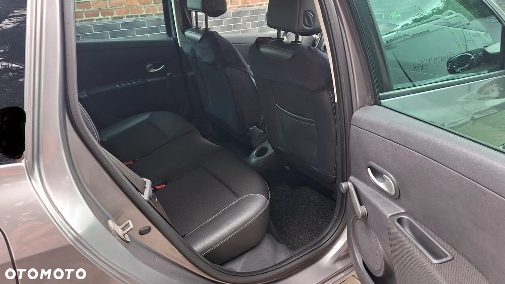 Renault Clio 1.2 TCE Authentique - 14