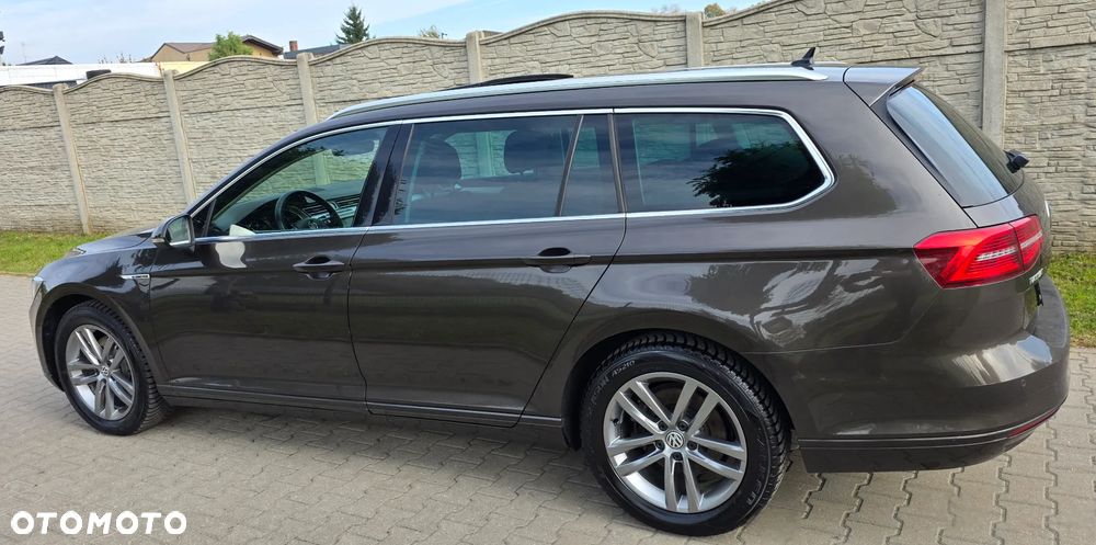 Volkswagen Passat 2.0 TDI (BlueMotion Technology) DSG Highline - 13