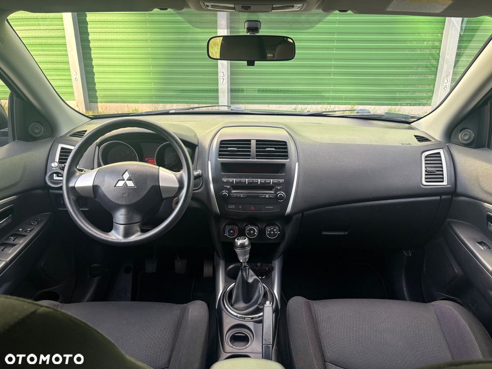 Mitsubishi ASX 1.6 ARCTIC - 12
