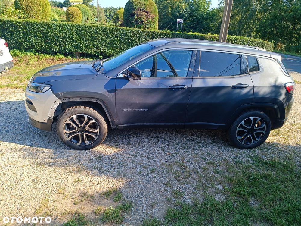 Jeep Compass - 2
