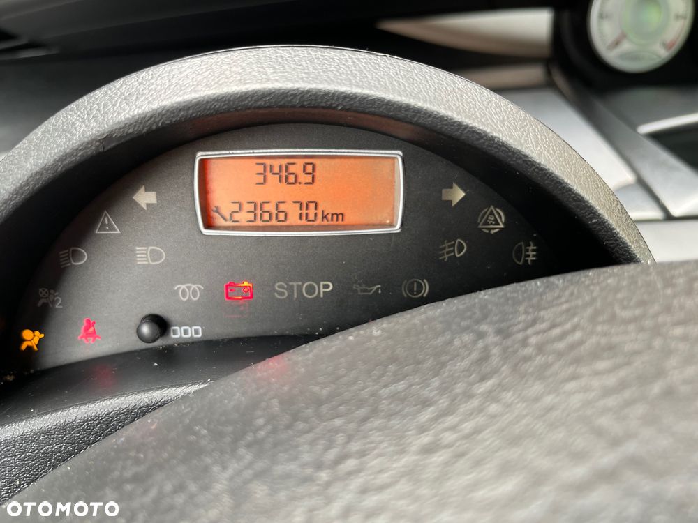 Peugeot 807 - 6