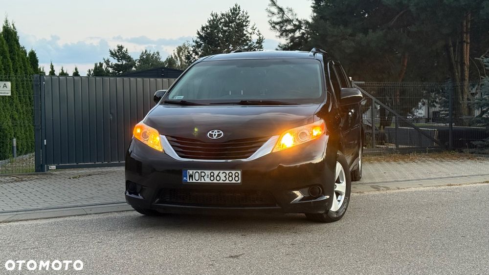 Toyota Sienna 3.5 V6 - 5