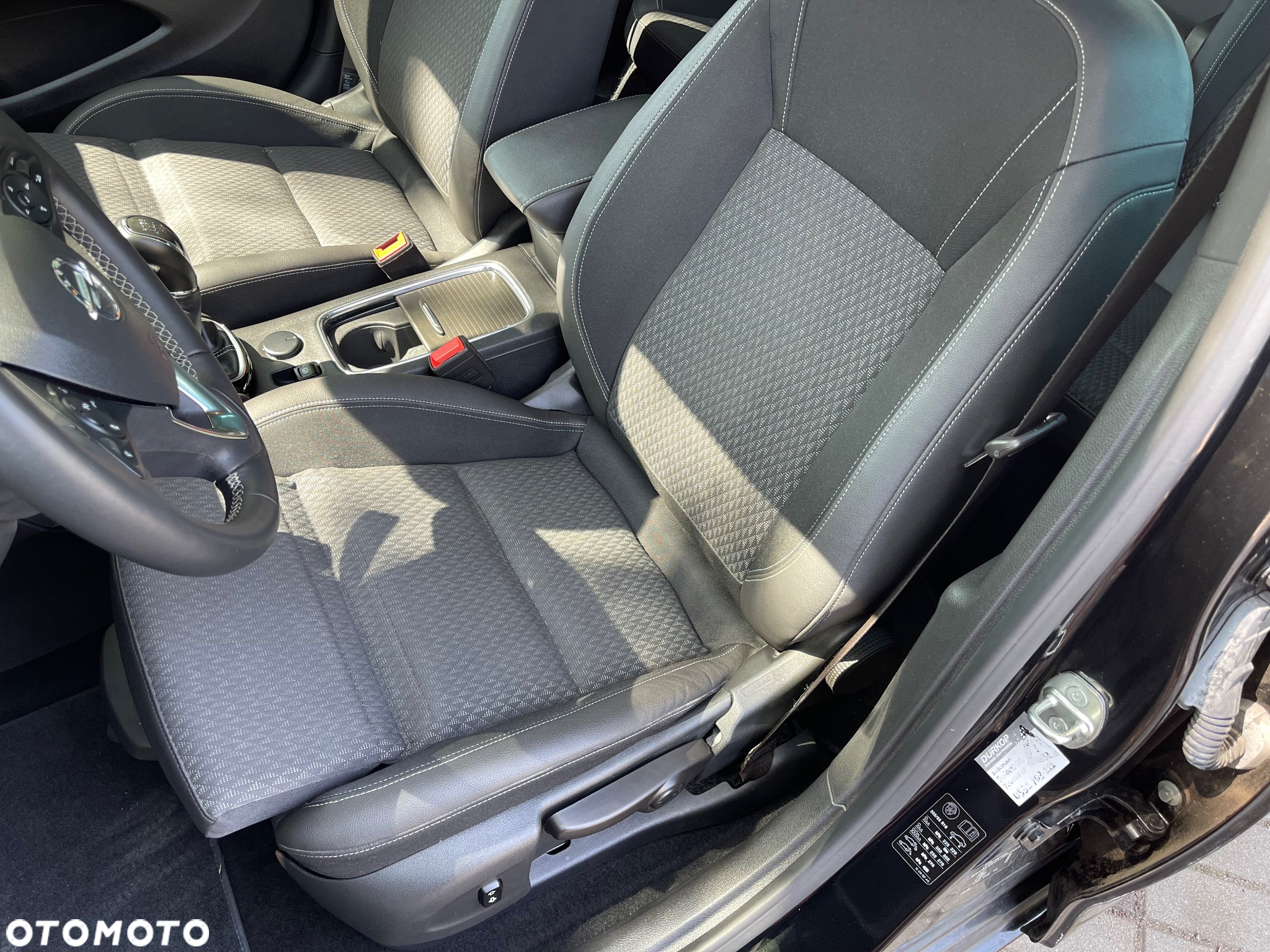 Opel Astra 1.4 Turbo Dynamic - 21