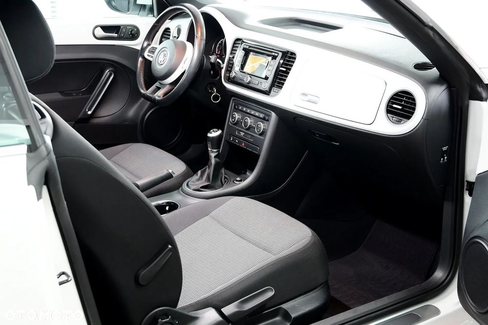 Volkswagen Beetle 1.6 TDI - 10