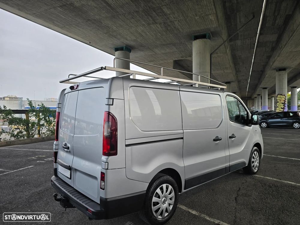 Renault Trafic - 12