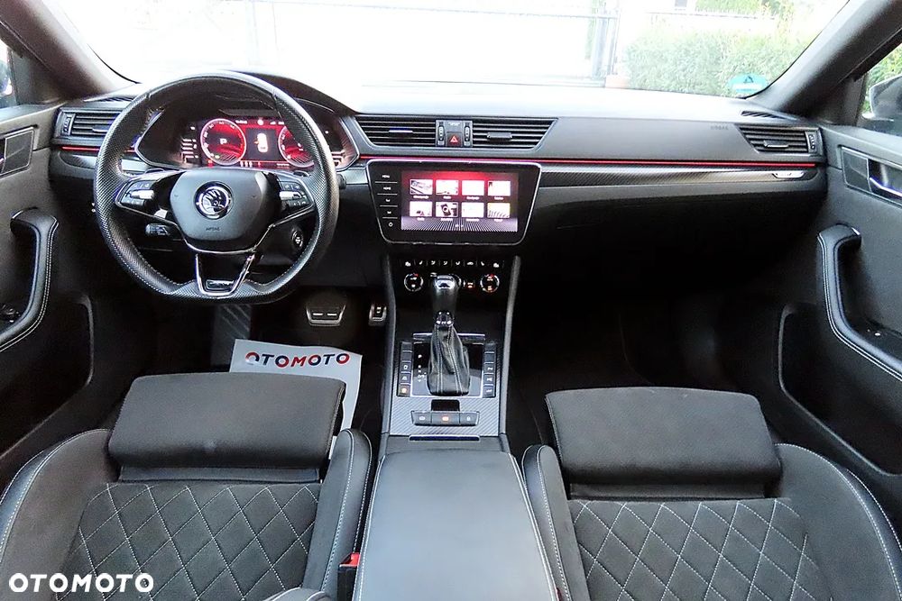Skoda Superb 2.0 TDI 4x4 DSG Sportline - 40